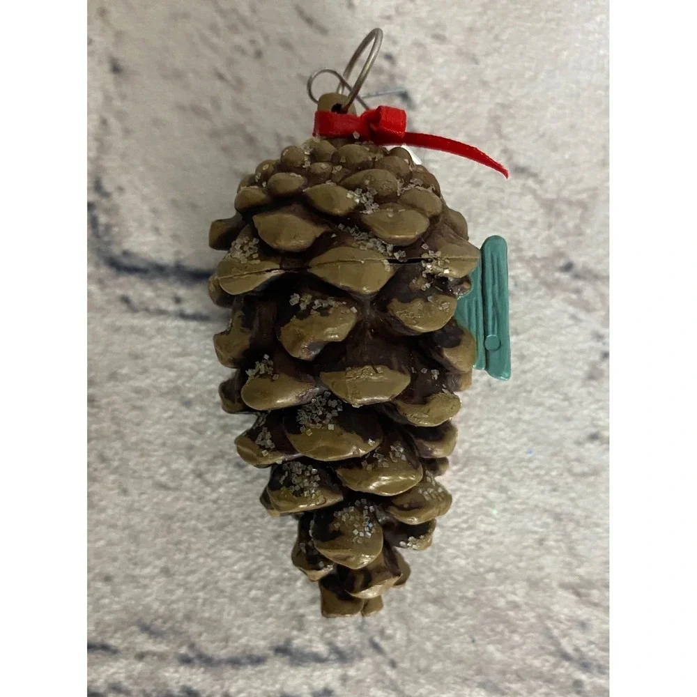 Vintage Hallmark Keepsake Pinecone Mouse Home Christmas Tree Ornament